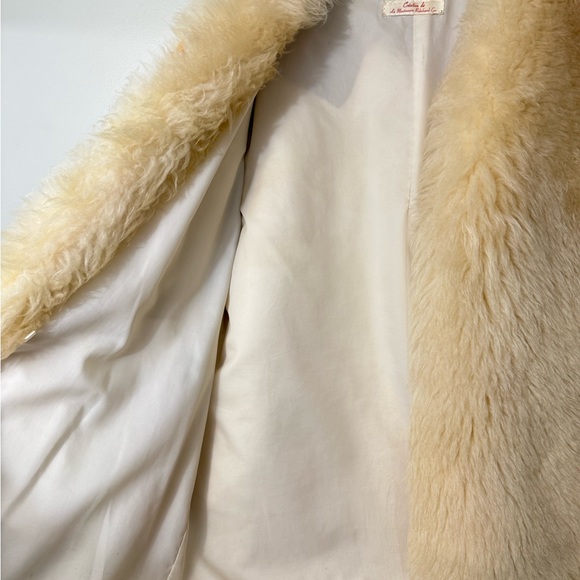 VINTAGE THICK SHEEPSKIN JACKET 100% WOOL KNIT SLEEVES, WOOD TOGGLE CLOSURES - Picture 11 of 15